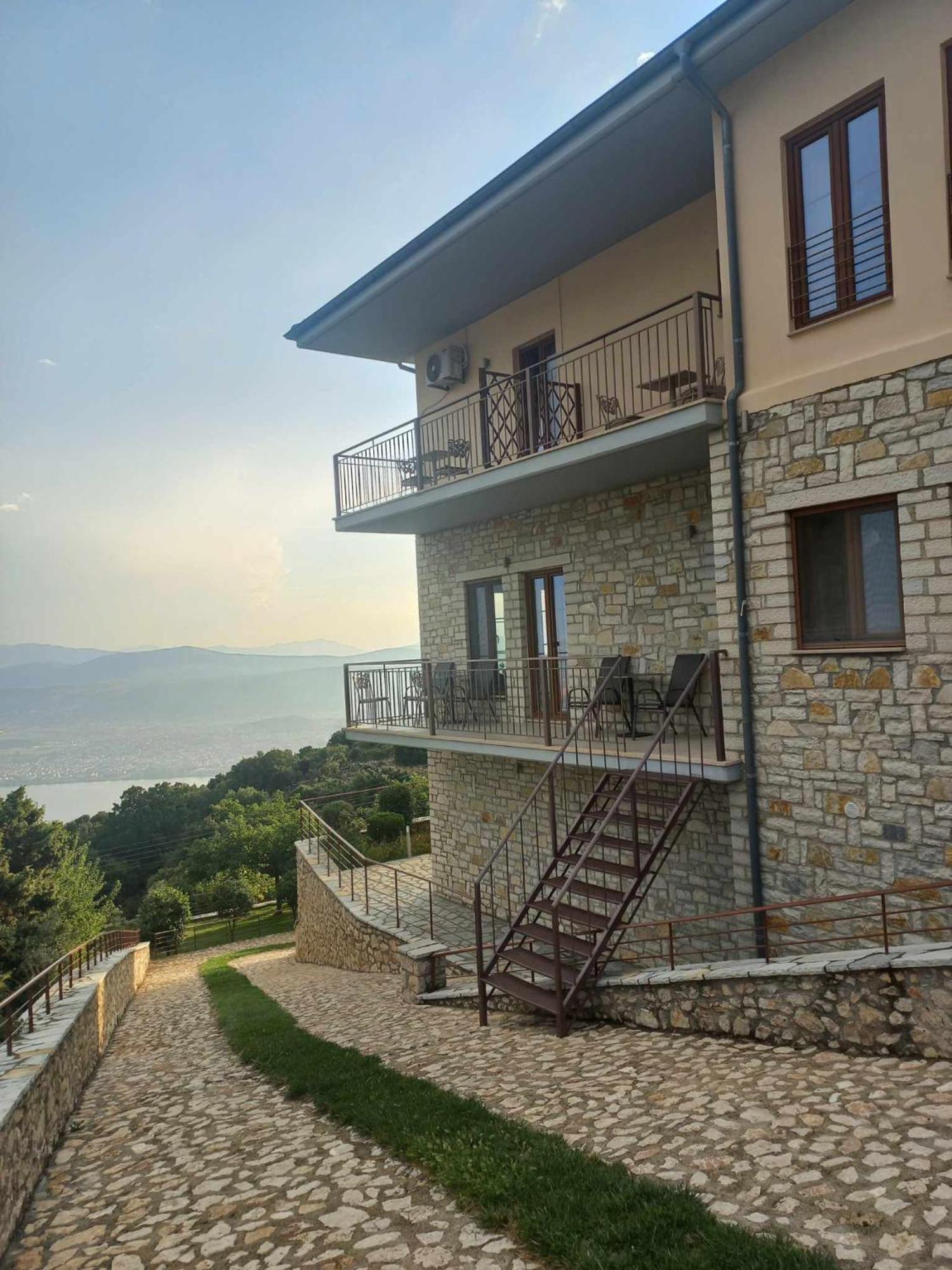 Arktos Hotel Ioánina Exterior foto