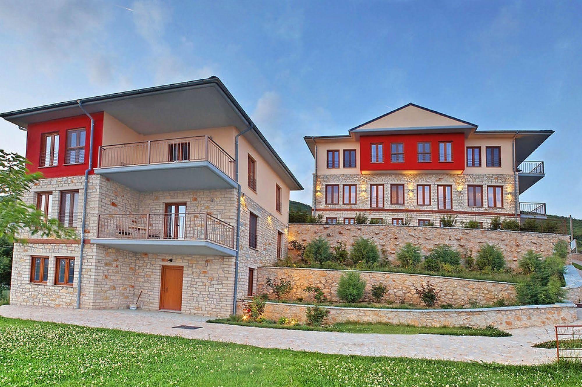 Arktos Hotel Ioánina Exterior foto